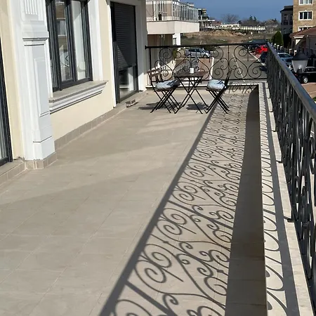 Cosy With Sea View In Complex Panorama *