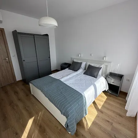 Διαμέρισμα Cosy With Sea View In Complex Panorama