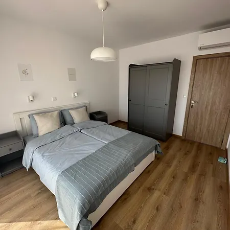 Cosy With Sea View In Complex Panorama Tchernomorets